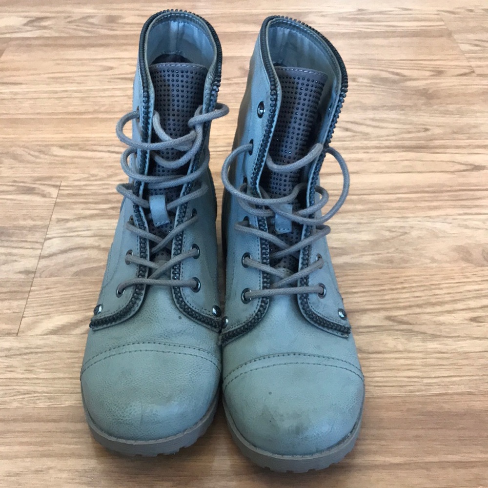 Guess Boots booties Size 8